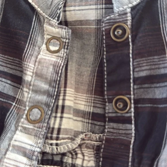 Classic plaid button down shirt meets adorable Nehru collar snd style style! - Picture 6 of 7